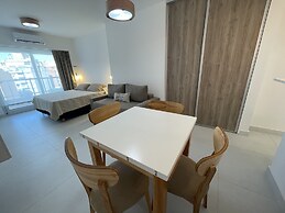 Luxury Temporary Rental With Pool in Caballito