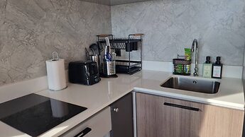 Bo403-great Seaview 1br With 2 Beds-big Balcony