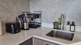 Bo403-great Seaview 1br With 2 Beds-big Balcony