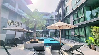 Bo403-great Seaview 1br With 2 Beds-big Balcony