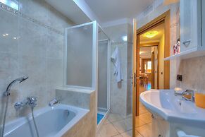 Chalet Sciachilo’ Ski In-Ski Out Mt. 10