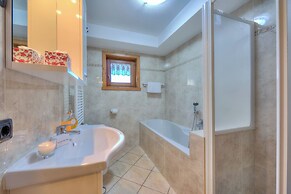 Chalet Sciachilo’ Ski In-Ski Out Mt. 10