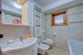 Chalet Sciachilo’ Ski In-Ski Out Mt. 10