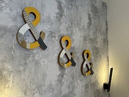 Loft 18 Beach Front Marbella - EaW Homes