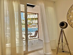 Loft 18 Beach Front Marbella - EaW Homes