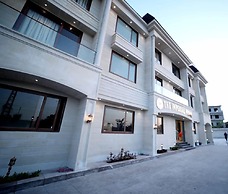 The Imperial Prime Clarks Inn Suites