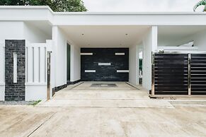 Zen Pool Villa in rawai