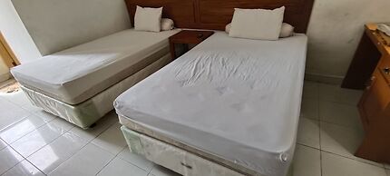 OYO 93123 Wisma Hamalau SyariahNearPulau Bromo Pedestrian Bridge