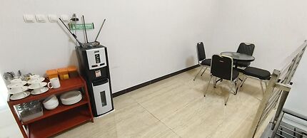 OYO 93123 Wisma Hamalau SyariahNearPulau Bromo Pedestrian Bridge