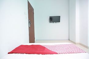 OYO 93131 Mamapapahouse