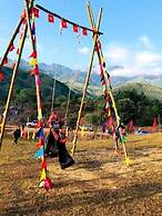 Frontier Hostel & Tours