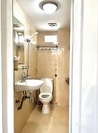 Frontier Hostel & Tours