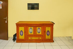 OYO 93136 Hotel Santo Djaya 2