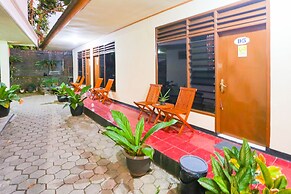 OYO 93136 Hotel Santo Djaya 2