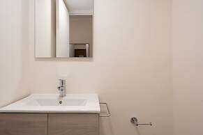 Modern Apartment with Acropolis view