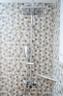 Modern Apartment with Acropolis view