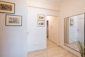 Modern Apartment with Acropolis view