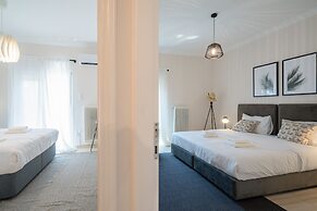 Modern Apartment with Acropolis view