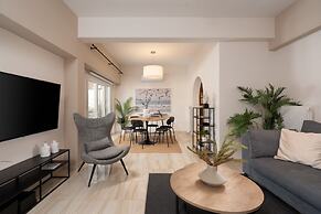 Modern Apartment with Acropolis view