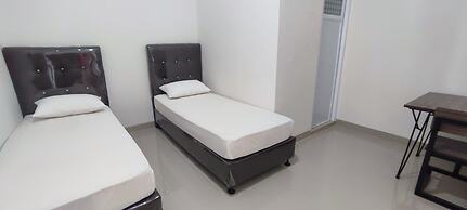 OYO 93143 Mega Raudhah Syariah