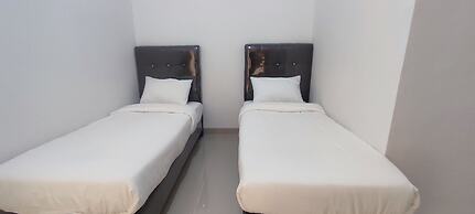 OYO 93143 Mega Raudhah Syariah