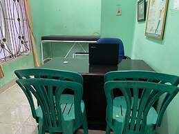 OYO 93143 Mega Raudhah Syariah