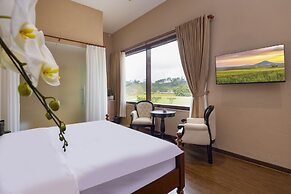 Four Spring Villas And Golfs Da Lat