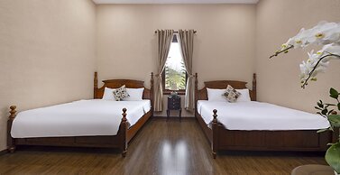 Four Spring Villas And Golfs Da Lat
