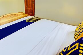 SPOT ON 93144 Homestay H. Syarif Syariah - Bandar Gresik 2