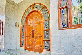 SPOT ON 93144 Homestay H. Syarif Syariah - Bandar Gresik 2