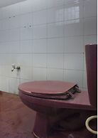 SPOT ON 93144 Homestay H. Syarif Syariah - Bandar Gresik 2