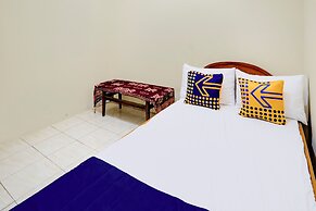 SPOT ON 93149 Karman's Sari 1 Homestay Syariah