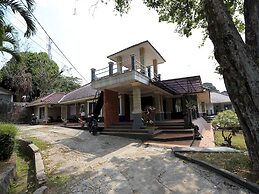 OYO 93159 Resort Cinta Kasih