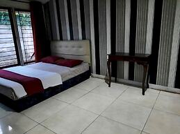 OYO 93159 Resort Cinta Kasih