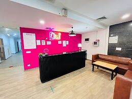 Qotel Hotel Chhatarpur - Opposite Tivoli Garden