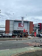 1 Bed Apartment near Old Trafford with Free car park