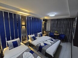 Blue Plus Hotel