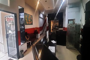 OYO 93168 Permata Ria Hotel