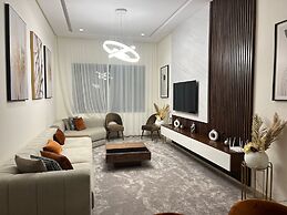 Impeccable 2-bed Rooms Apartment in Casablanca