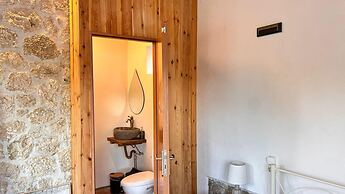 Villa With Pool in Pelekas Near the Beach