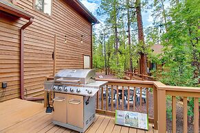 Wraparound Deck + Large Yard: Pinetop Home!