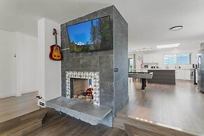 Desert Getaway w/ Pool: Near Palm Springs!