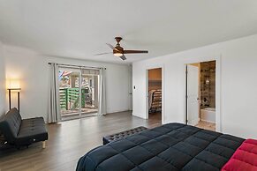 Desert Getaway w/ Pool: Near Palm Springs!