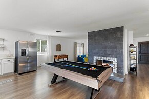 Desert Getaway w/ Pool: Near Palm Springs!