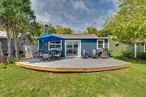 Lakefront Wisconsin Escape w/ Boat Dock & Kayaks!