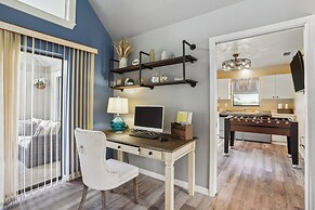 Luxurious Florida Home w/ Pool & Canal Access