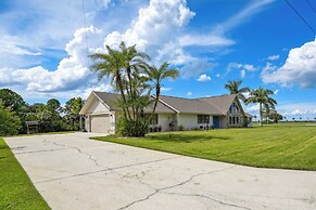 Luxurious Florida Home w/ Pool & Canal Access