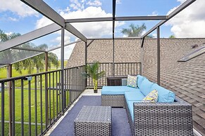 Luxurious Florida Home w/ Pool & Canal Access