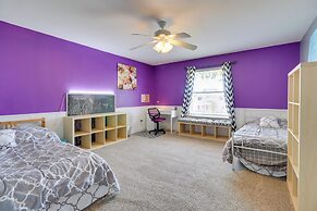 Pet-friendly Austin Area Home w/ Outdoor Oasis