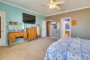 Pet-friendly Austin Area Home w/ Outdoor Oasis